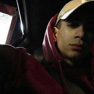 Meet your Posher, Javier