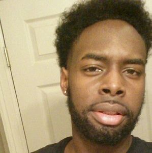 Meet your Posher, Kadario