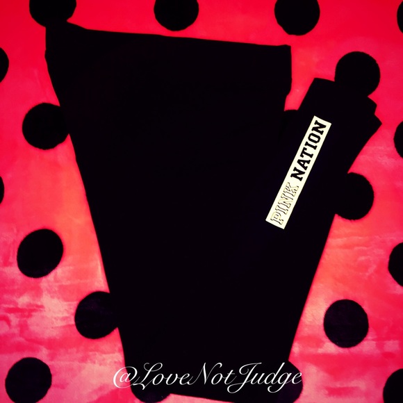 NWT lg VS PINK- PINK NATION LEGGING - Picture 3 of 4