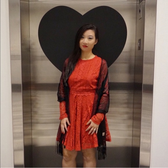 Lurex Shimmer Long Fringe Scarf Shawl Black Silver - Picture 2 of 4