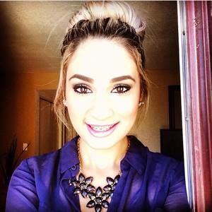 Meet your Posher, Alba