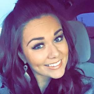 Meet your Posher, Chrystal