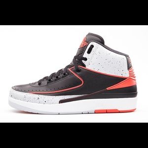 AIR JORDAN 2 RETRO 'INFRARED 23' size 6.5Y