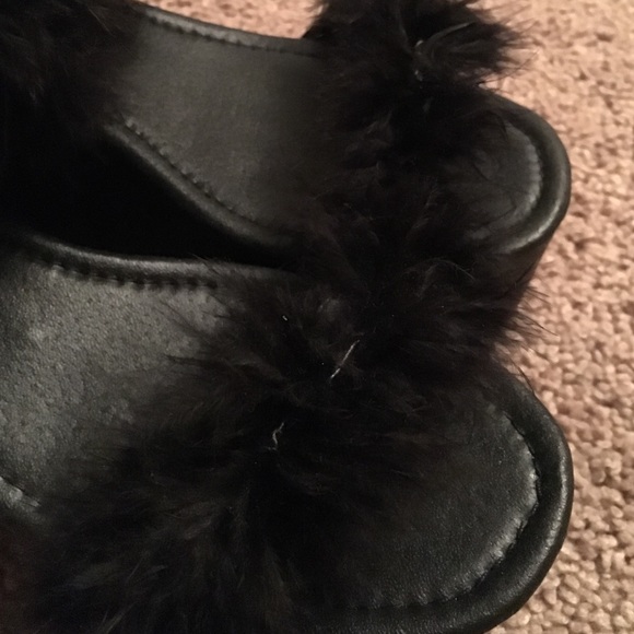 Fluffy flatforms - Picture 3 of 3