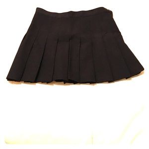 American apparel pleated skirt