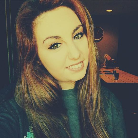 Meet your Posher, Victoria - Picture 1 of 1