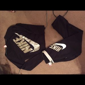 Nike swear outfit size medium