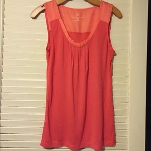 Two toned loose tank