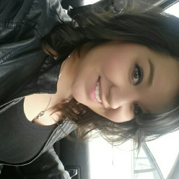 Meet your Posher, Tiffany