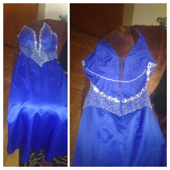 Royal blue prom dress!