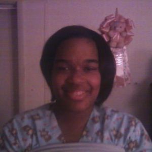 Meet your Posher, Ezelia