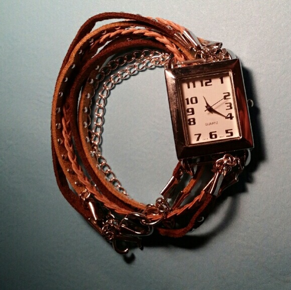 Silver leather chain wrap strap watch - Picture 3 of 3