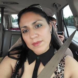 Meet your Posher, Mayra