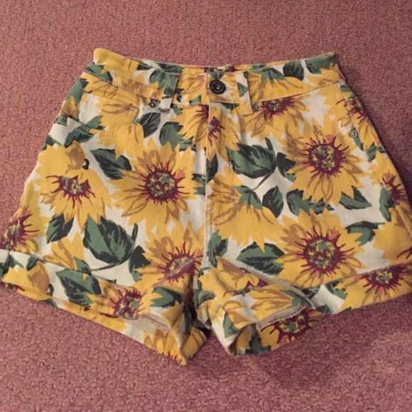 Pacsun high-waisted sunflower shorts