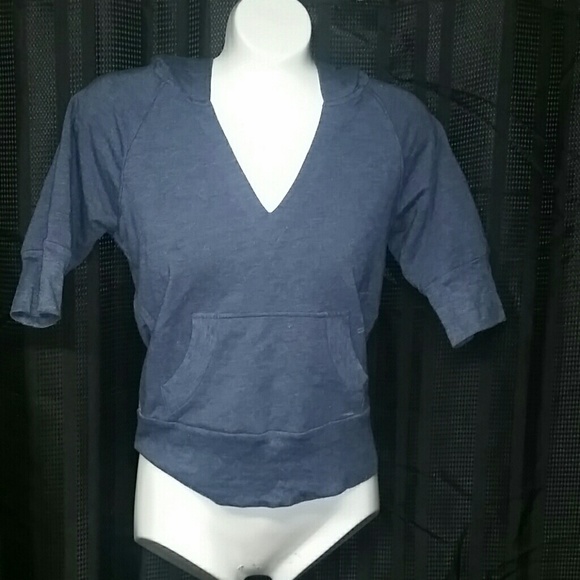 Express. V neck, pullover hooded sweatshirt