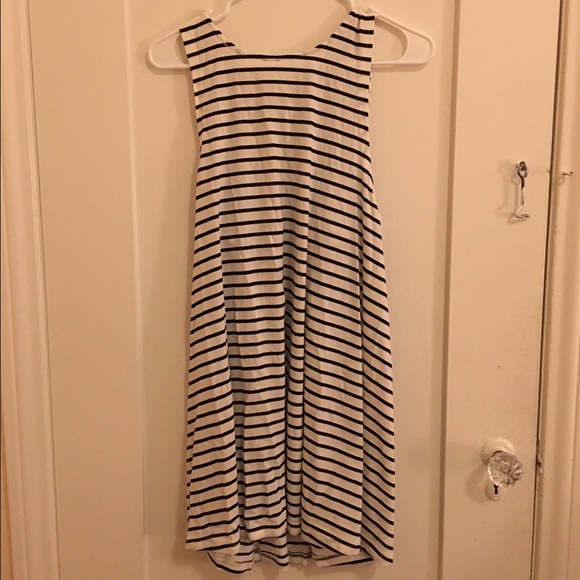 NEW WITHOUT TAGS Stripe flowy dress