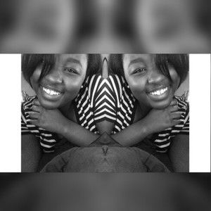 Meet your Posher, Chloe