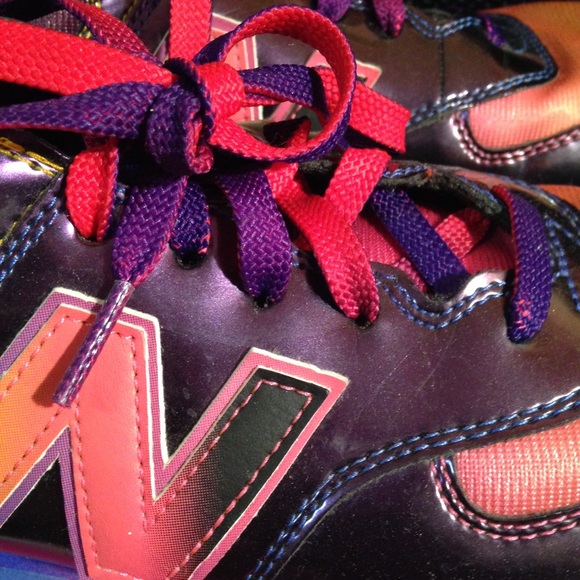 Colorful New Balance - Picture 2 of 4