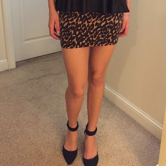 Cheetah Print Cotton Mini Skirt - Picture 1 of 2