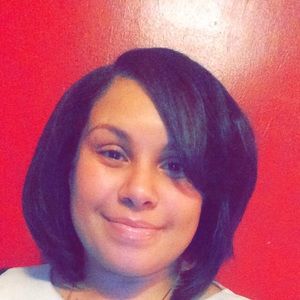 Meet your Posher, Khara