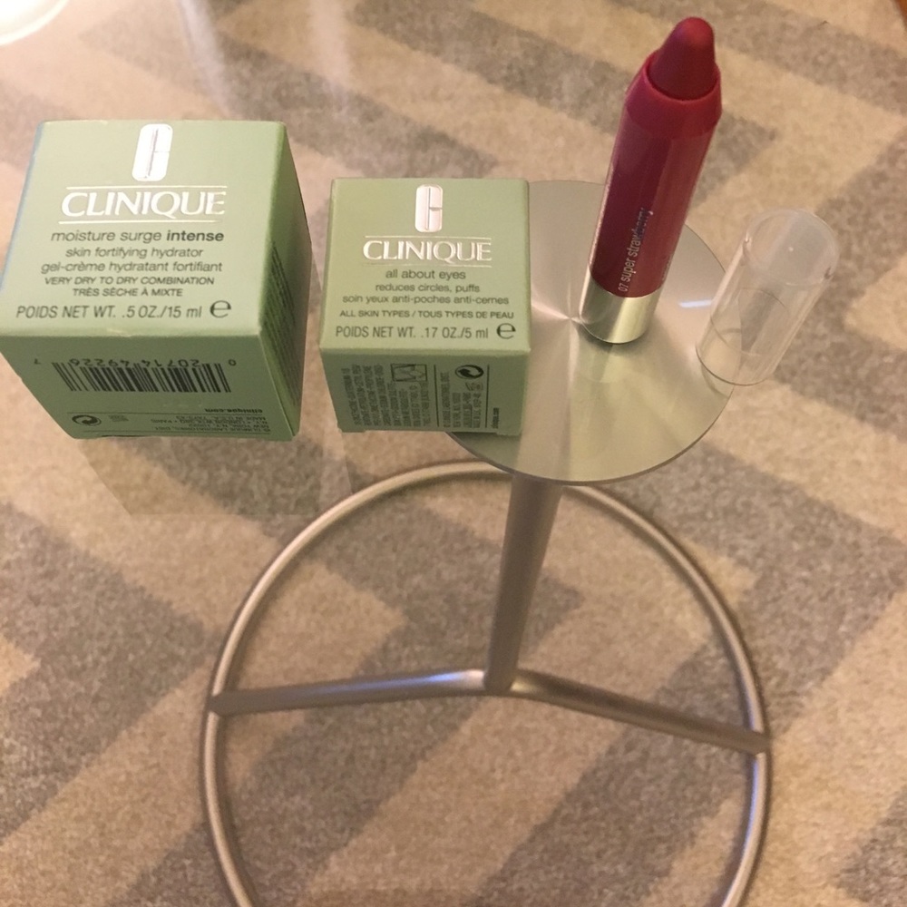 NEW Clinique Lotion and Chubby Stick - Picture 2 of 3