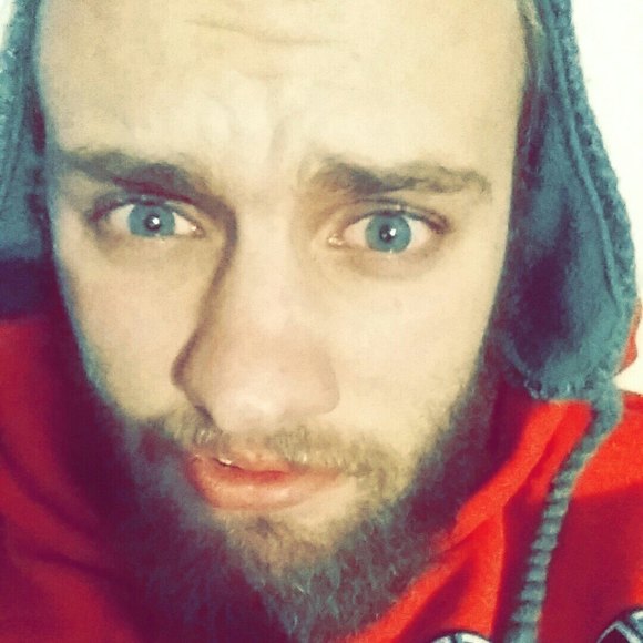 Meet your Posher, Kyle - Picture 1 of 1