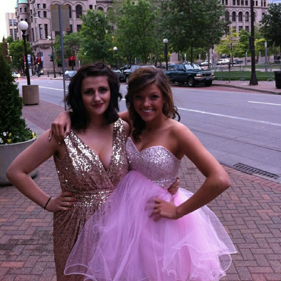 Light pink short prom/homecoming dress - Picture 1 of 4