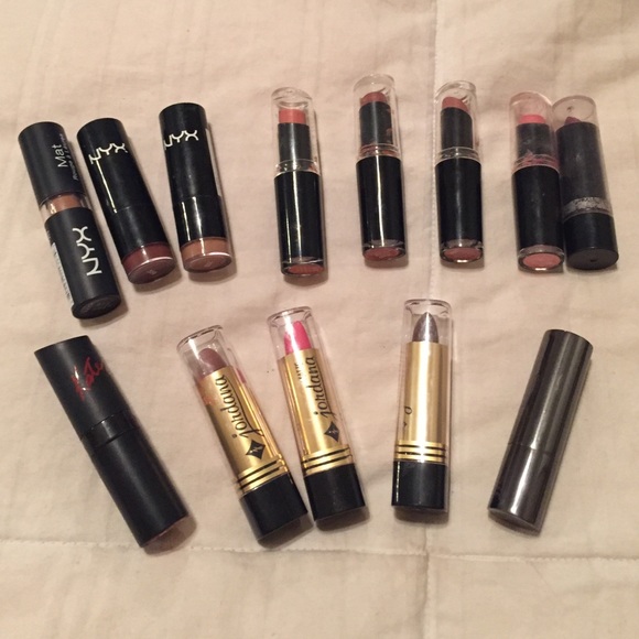 Lipstick lot 13 lipsticks