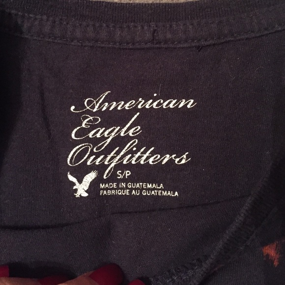 Selling these 2 shirts for one price - Picture 3 of 4