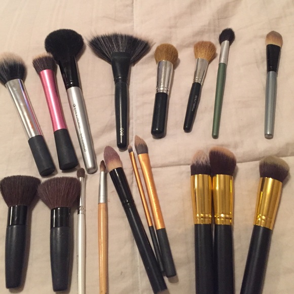 Makeup brush lot
