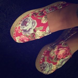 Brand New floral print slide ins.