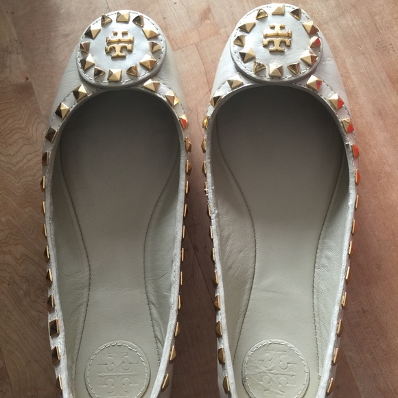tory burch stud flat - Picture 1 of 4