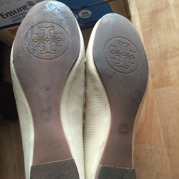 tory burch stud flat - Picture 2 of 4