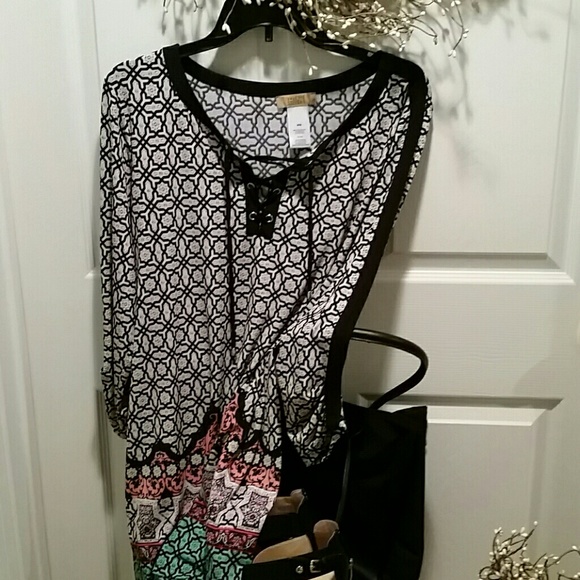 Long . tunic  or short fress