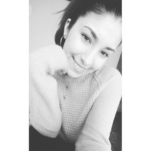 Meet your Posher, Stephanie