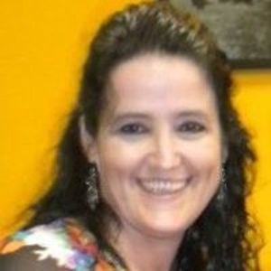 Meet your Posher, Flora