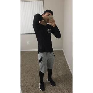 Meet your Posher, Cesar