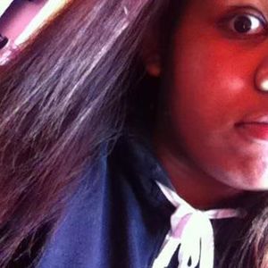 Meet your Posher, Raquel