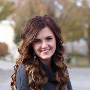 Meet your Posher, Kenlee