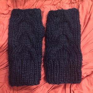Urban Outfitters fingerless gloves