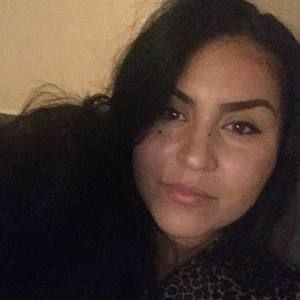 Meet your Posher, Edith