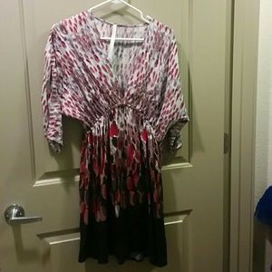 Renee C Graphic Print Dress