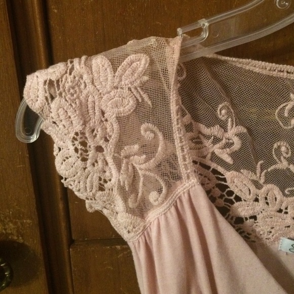 Dress - Picture 2 of 4