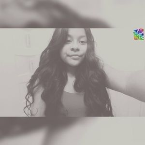 Meet your Posher, Anahi