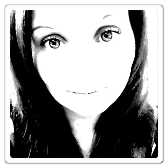 Meet your Posher, Tanya