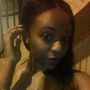 Meet your Posher, Diamond