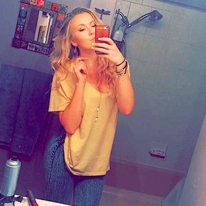 Meet your Posher, Rebecca