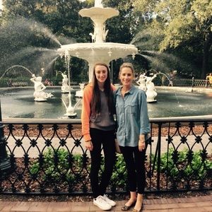 Meet your Posher, Nicole