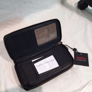 Hobo International Clutch