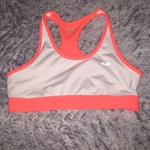 Sports bra
